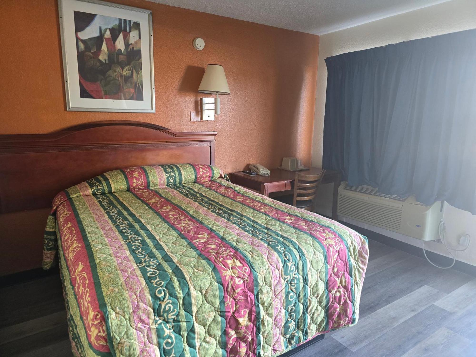 أوبيليكا Carpet Inn المظهر الخارجي الصورة
