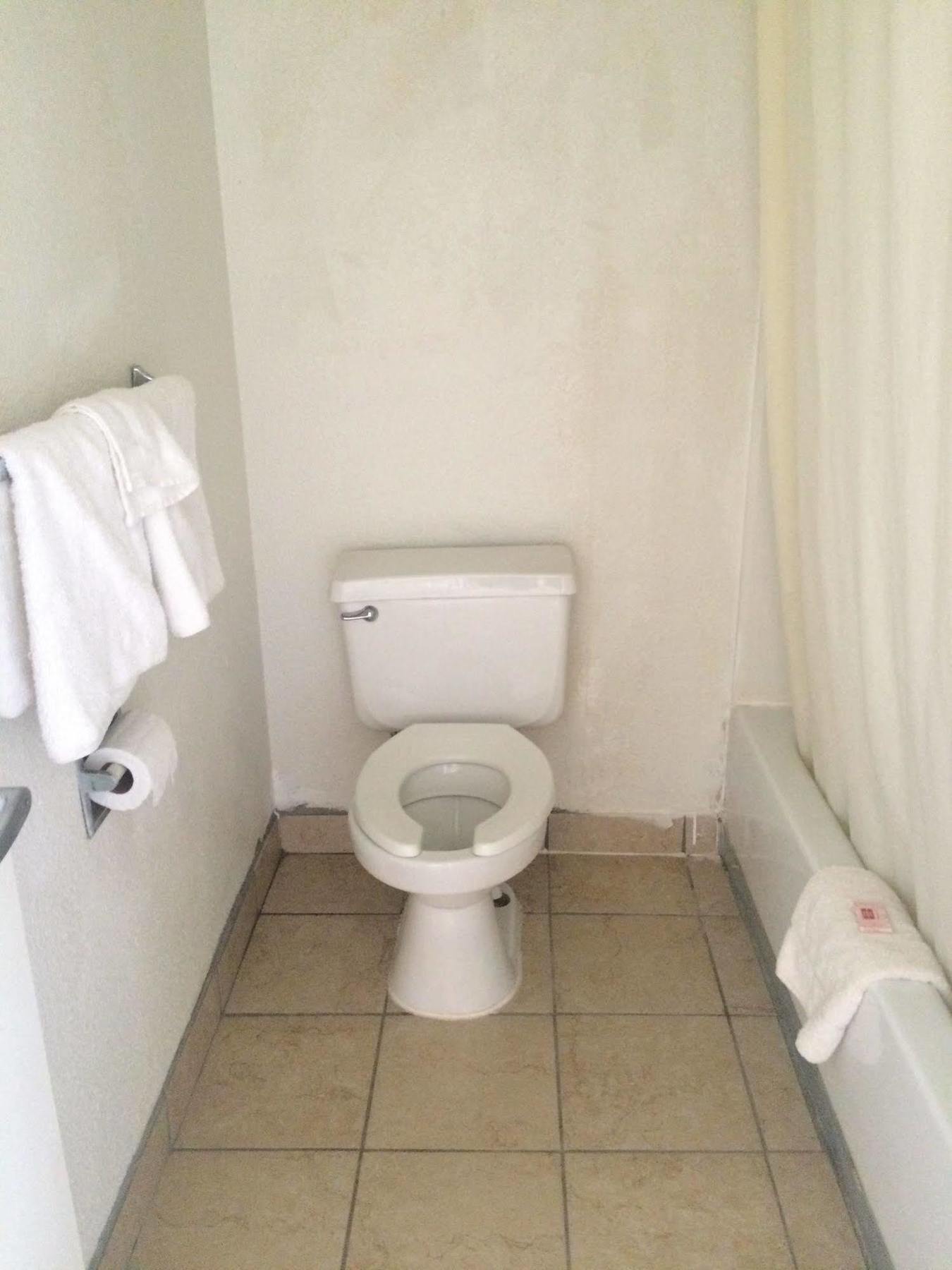 أوبيليكا Carpet Inn المظهر الخارجي الصورة